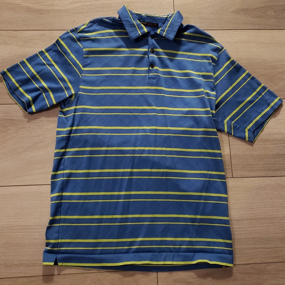 Medium Nike Fit Dry Tiger Woods Collection  Polo. Blue with Yellow